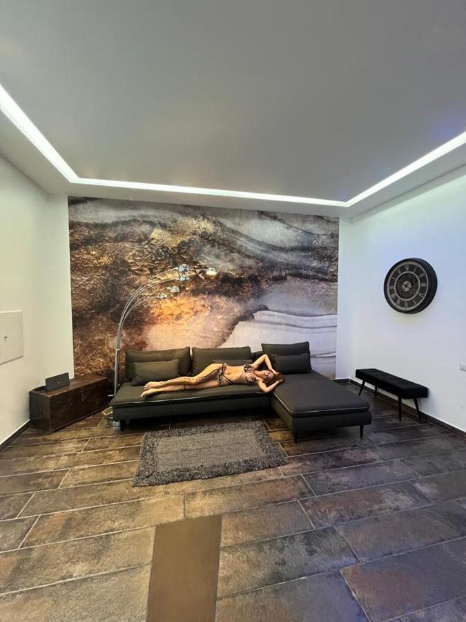 לינה וארוחת בוקר ויאסטה Relais Viesti מראה חיצוני תמונה